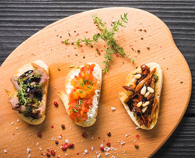 italian restaurant delhi bruschetta inside