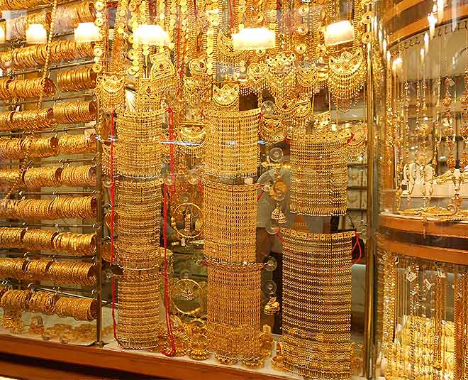 DSF 2019: Going To Dubai? Do Get These Souvenirs Back Home | HerZindagi