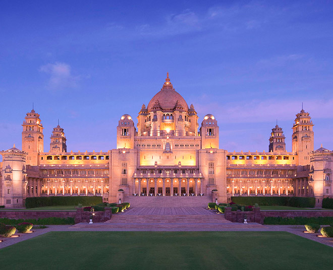 must visit royal palaces of india inside