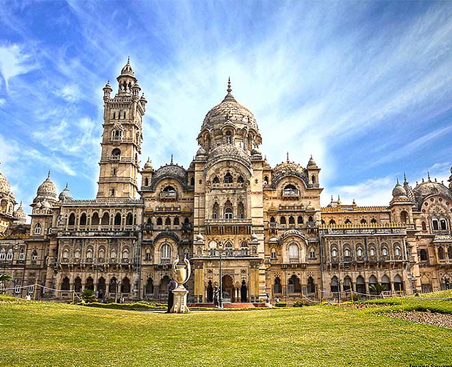 must visit royal palaces of india inside