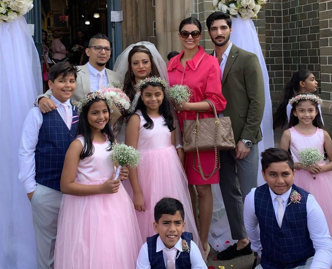 sushmita sen in friends wedding inside 