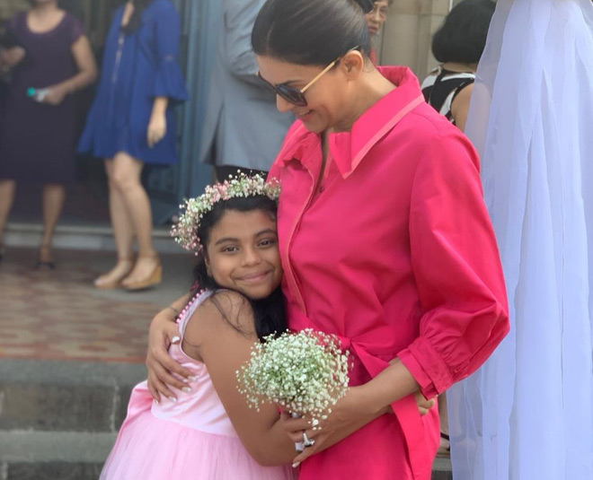sushmita sen with daughter alisah inside 