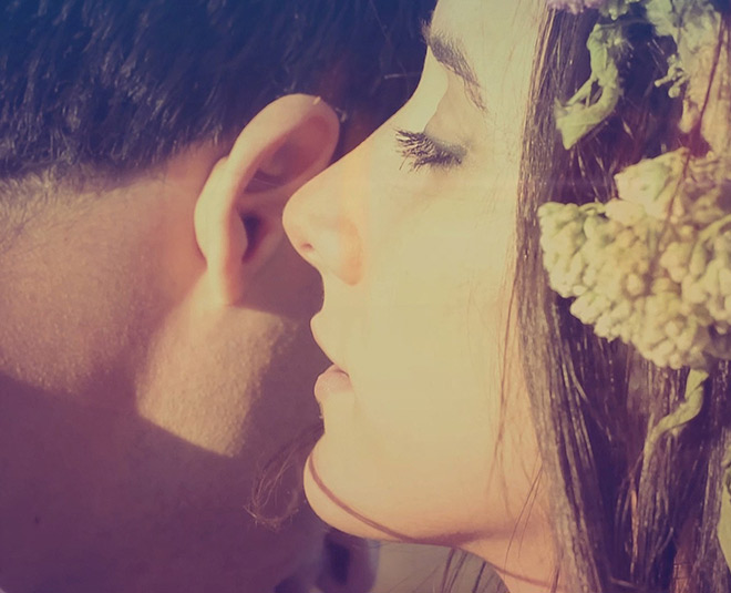 women must keep clarity on physical intimacy inside