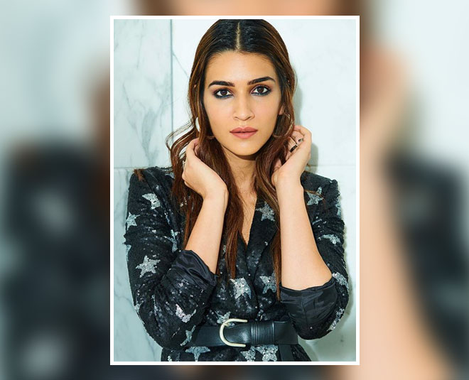 Bollywood Actress Kriti Sanon homemade face pack