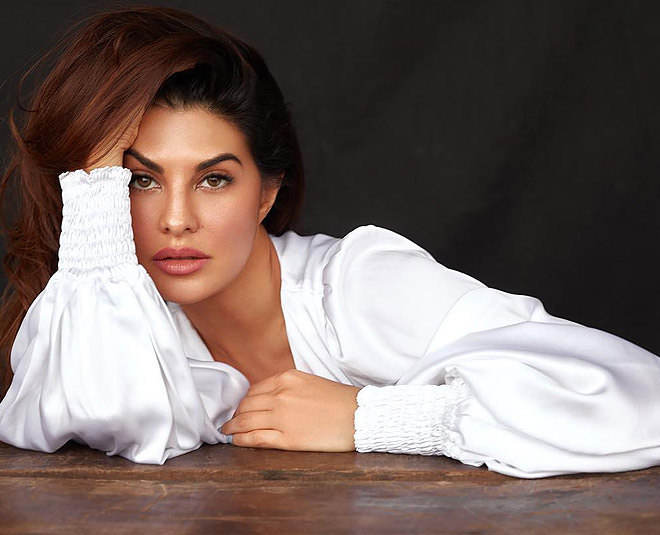 Jacqueline Fernandez looks drop dead gorgeous wrapped in an orange towel  Miss India  Femina Miss India 2015