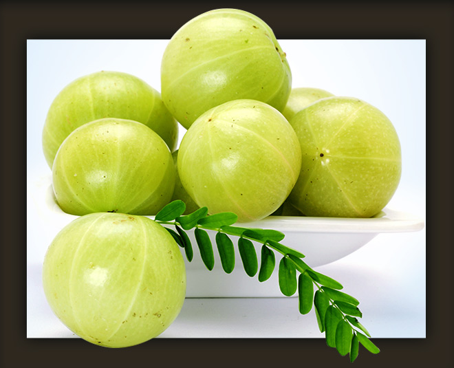 amla benefits for navel displacement