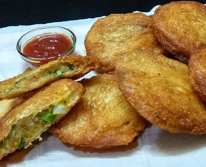 breakfast recipe cook bread kachori inside 