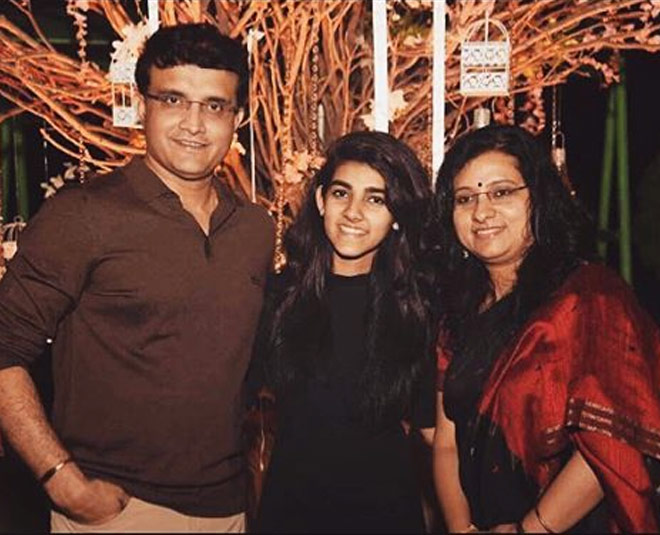 ganguly left hotel room due to fear of ghosts inside 