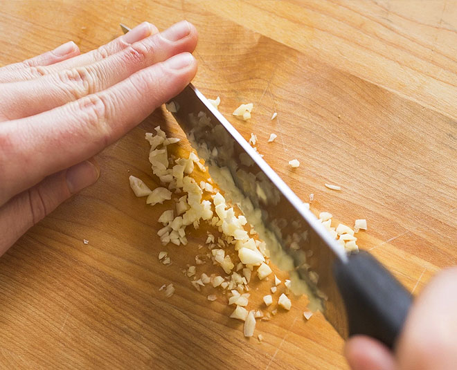 This 3 Ingredient Ginger Garlic Paste Hack Will Help You ...