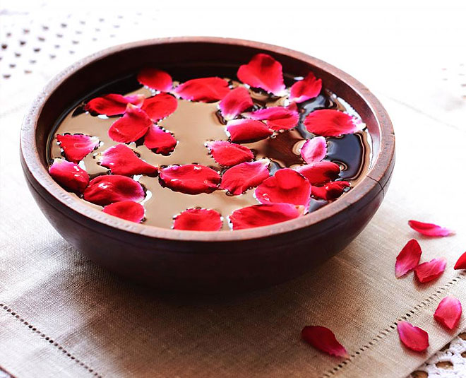 gulab jal kab lagana chahiye