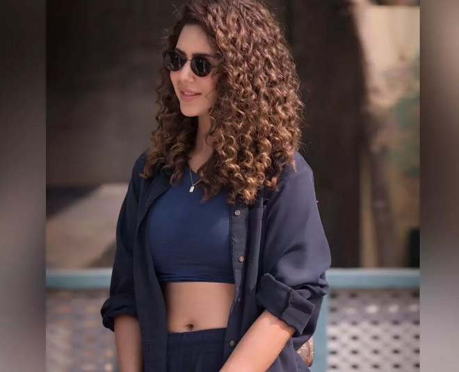 hair hackrs inside  ()