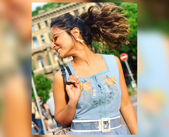 hina cannes without makeup