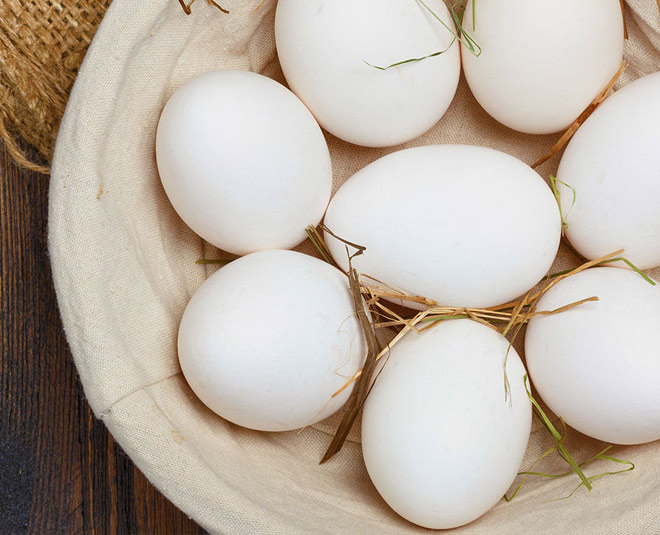 how to find out eggs are fresh or not inside
