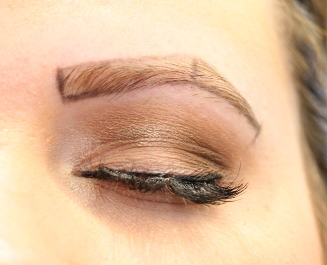 5 Easy Steps To Wax Eyebrows At Home 5 easy steps to wax eyebrows at
