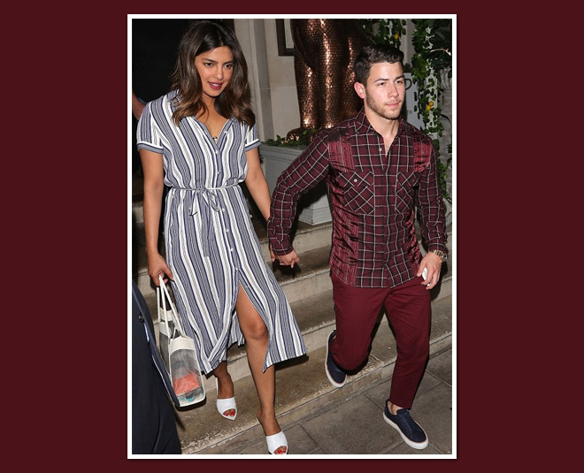 how to wear casual outfits like priyanka chopra stripes