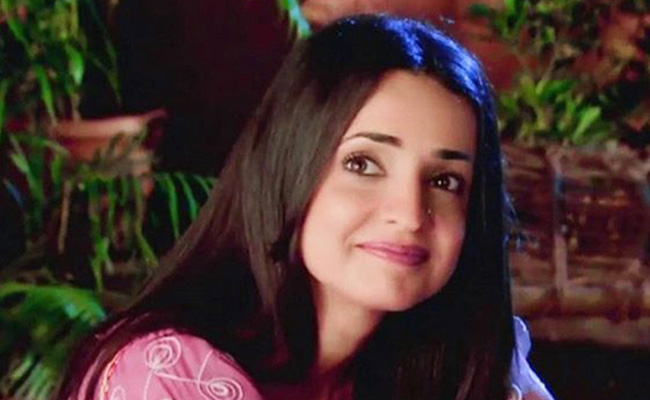 Quiz Lesser Known Facts About Sanaya Irani | lesser known facts about ...