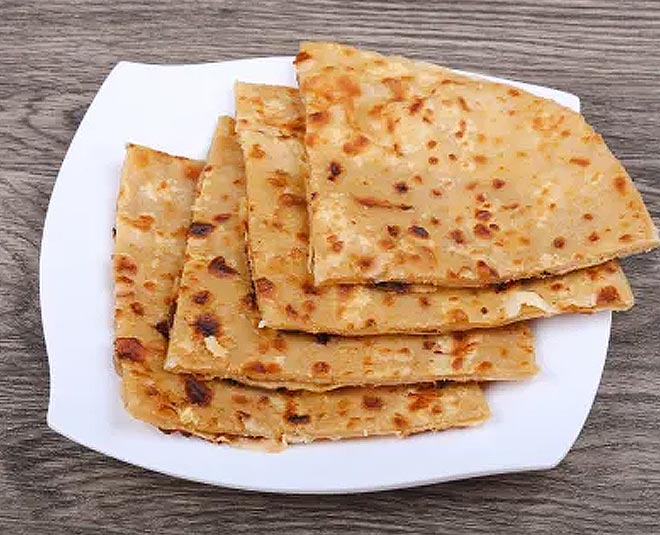 soya chaap stuffed paratha inside 