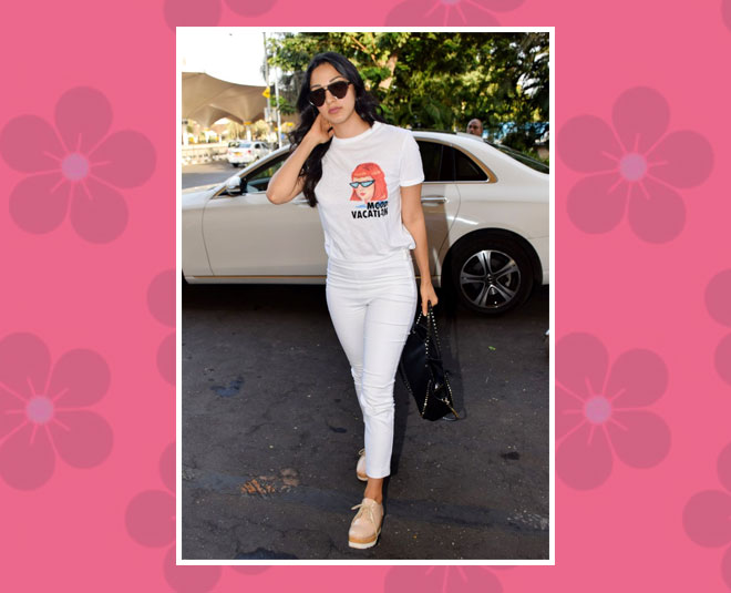 kiara advani in white shirt in kabir singh