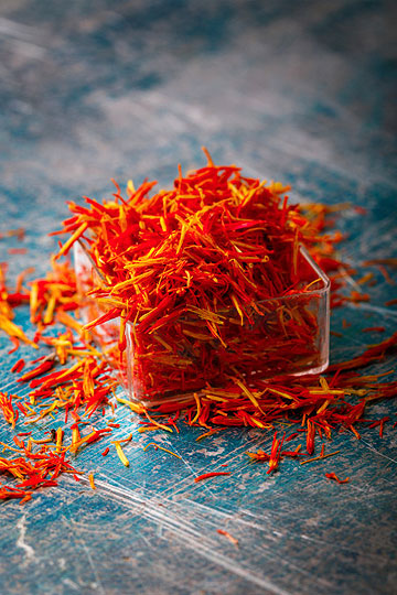 74,100+ Saffron Stock Photos, Pictures & Royalty-Free Images - iStock |  Saffron flower, Saffron walden, Saffron rice