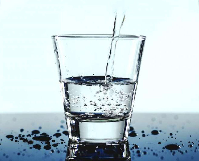 drink hot water inside 