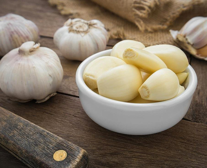 how to peel garlic with easy ways inside 