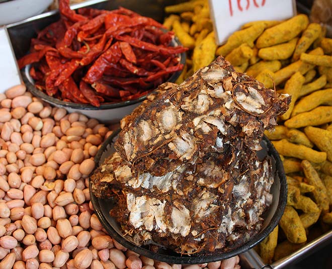 imli wale khatte baingan curry inside 