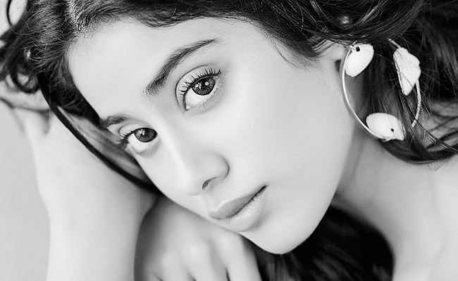How old is Janhvi Kapoor? janhvi age