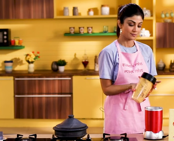 shilpa shetty special oil free fish curry recipe inside 