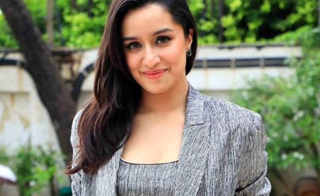 Are You A Fan Of Shraddha Kapoor? Judge Your Fan Level 