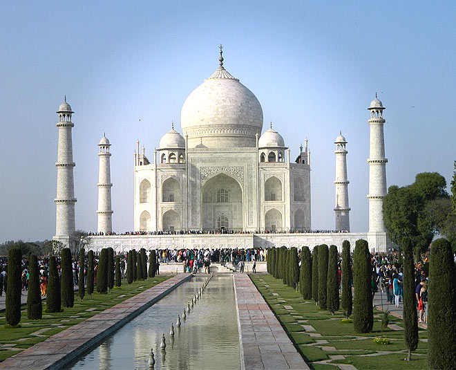 Planning A Day Out At Taj Mahal? Get Ready To Pay Fine If You Spend ...