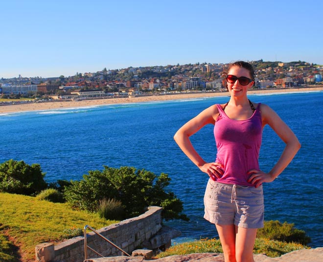 tips solo women traveling inside 