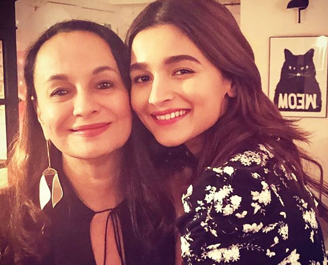 alia bhatt mom  soni razdan 