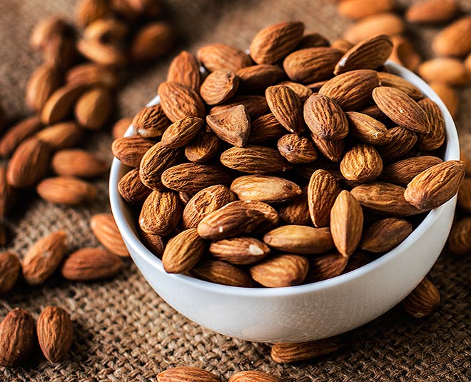 Lose Weight By Consuming Almonds HerZindagi