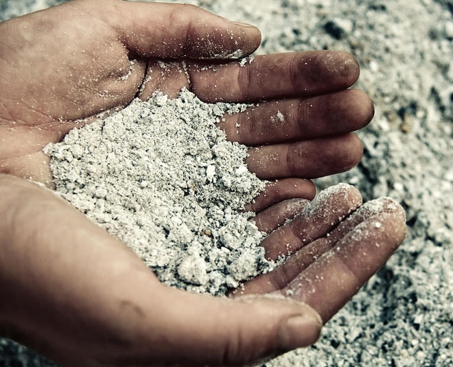 benefits of holika bhasm