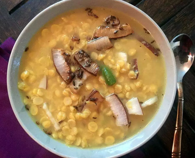 bengali cholar daal inside 