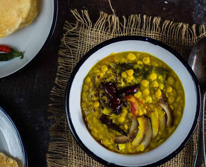 bengali cholar daal inside 