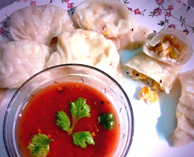 cheese corn momos inside 