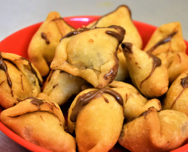 chocolate samosa inside 