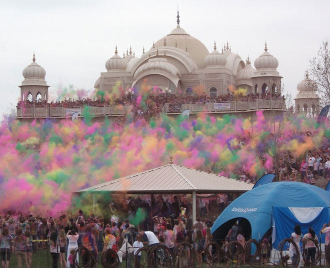 holi celebration 