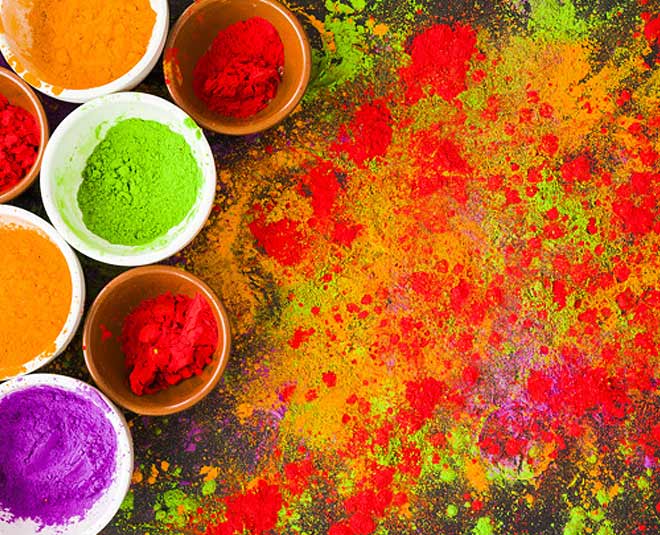 holi special natural colours card ()