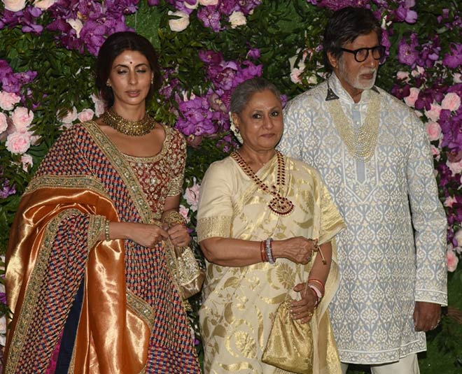 jaya bachchan amitabh bachchan shweta bachchan inside