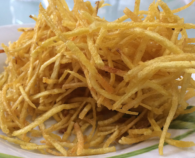 jhuri aalo bhaja inside 