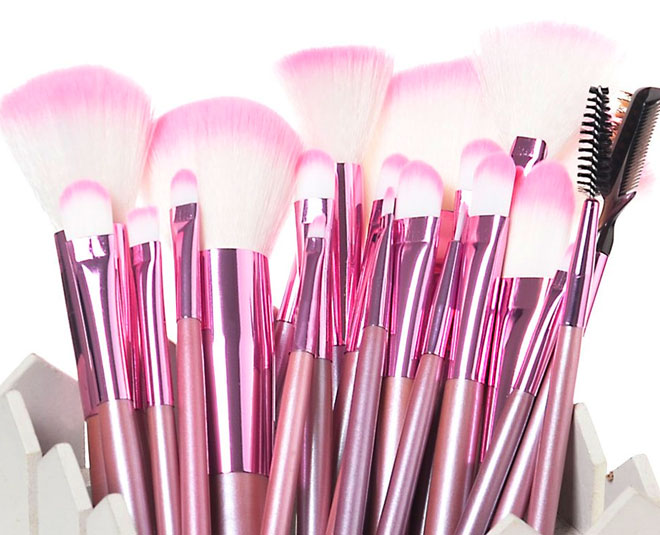 make up brushes myths inside