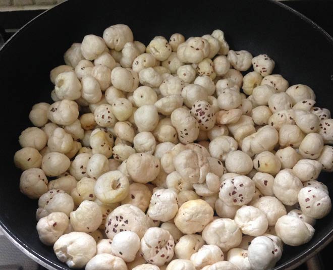 makhana badam mixture inside 