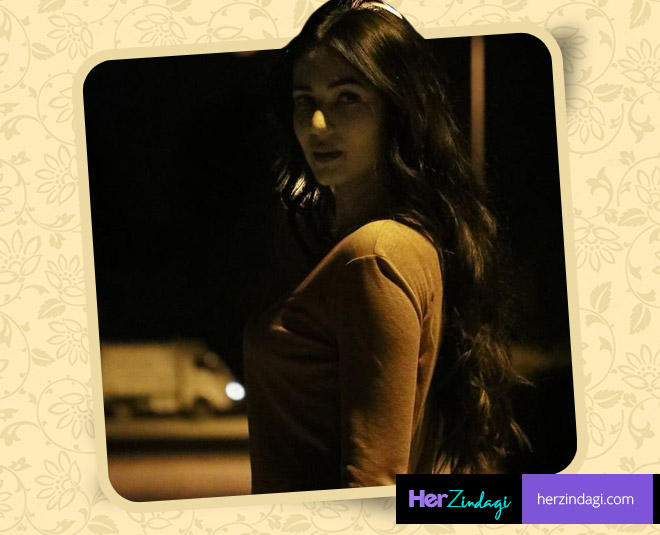 sonal chauhan inside