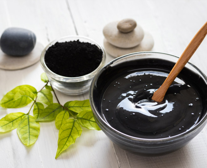  Gharelu Nuskhe For White And Shinny Teeth