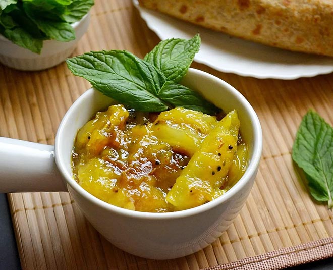 aam sarso ki chutney inside 