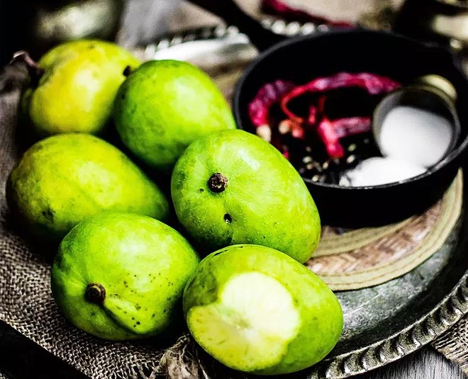 aam sarso ki chutney inside 