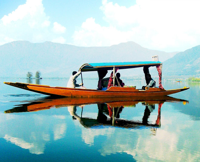 boat riding places exotic locations