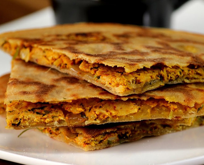 chiken paratha inside 